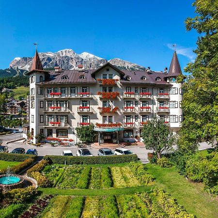 Franceschi Park Hotel Cortina dʼAmpezzo Exteriör bild