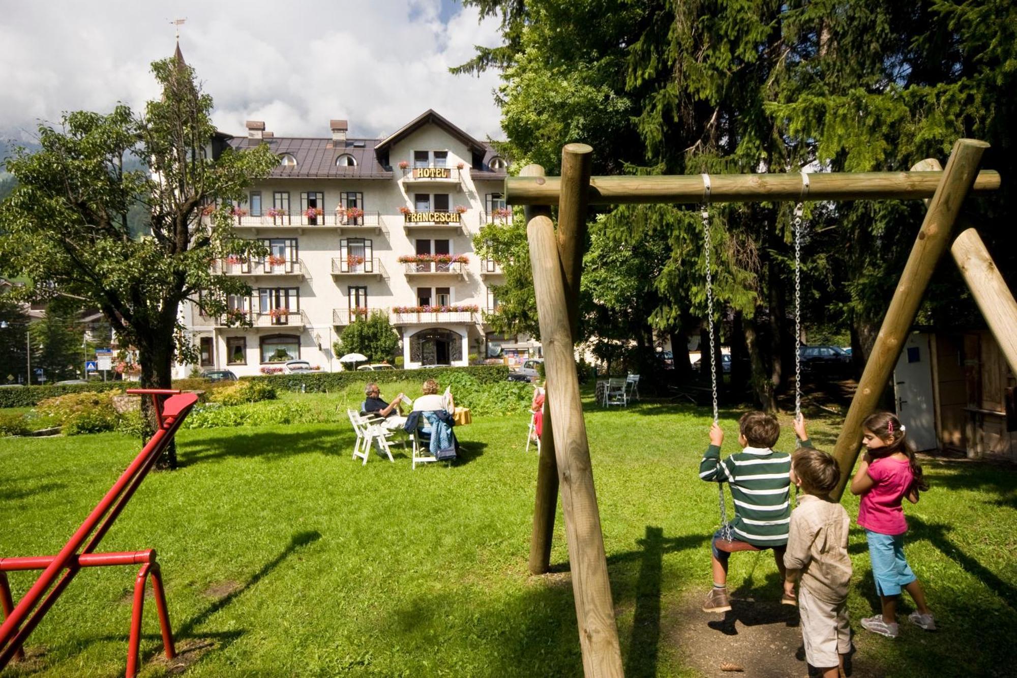 Franceschi Park Hotel Cortina dʼAmpezzo Exteriör bild